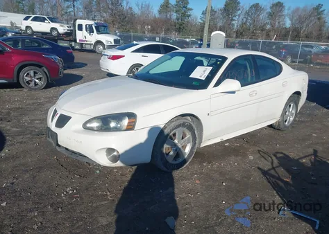 2007 Pontiac Grand Prix z USA, uszkodzony, nr VIN 2G2WP552571208066